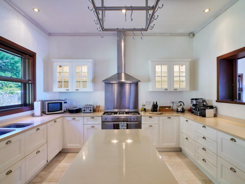 Big Blue Ocean Villa , Charlstown  